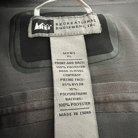 REI men’s rain jacket black XL - Picture 6 of 7